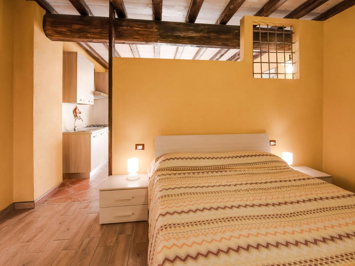 Cozy Chalet At Marone Lake Lombardy With Pool Buitenkant foto