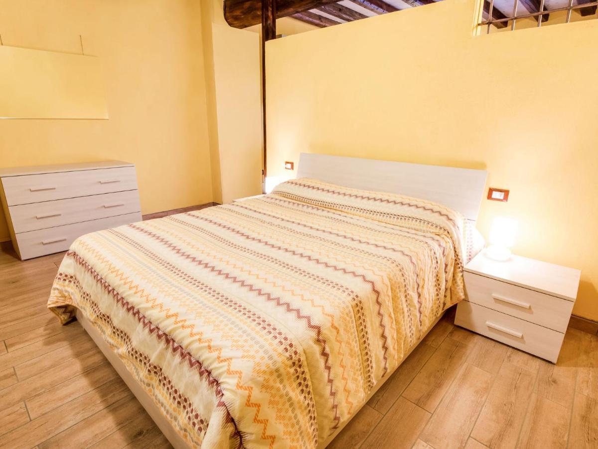 Cozy Chalet At Marone Lake Lombardy With Pool Buitenkant foto
